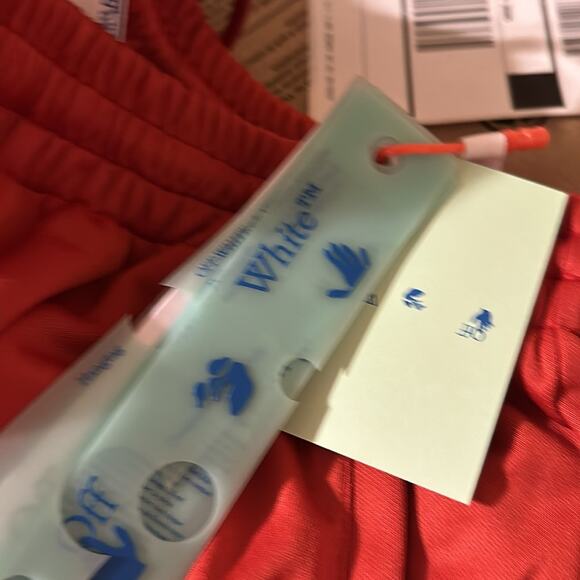 OFF-WHITE™ Brick Red Shorts M - Picture 8 of 16